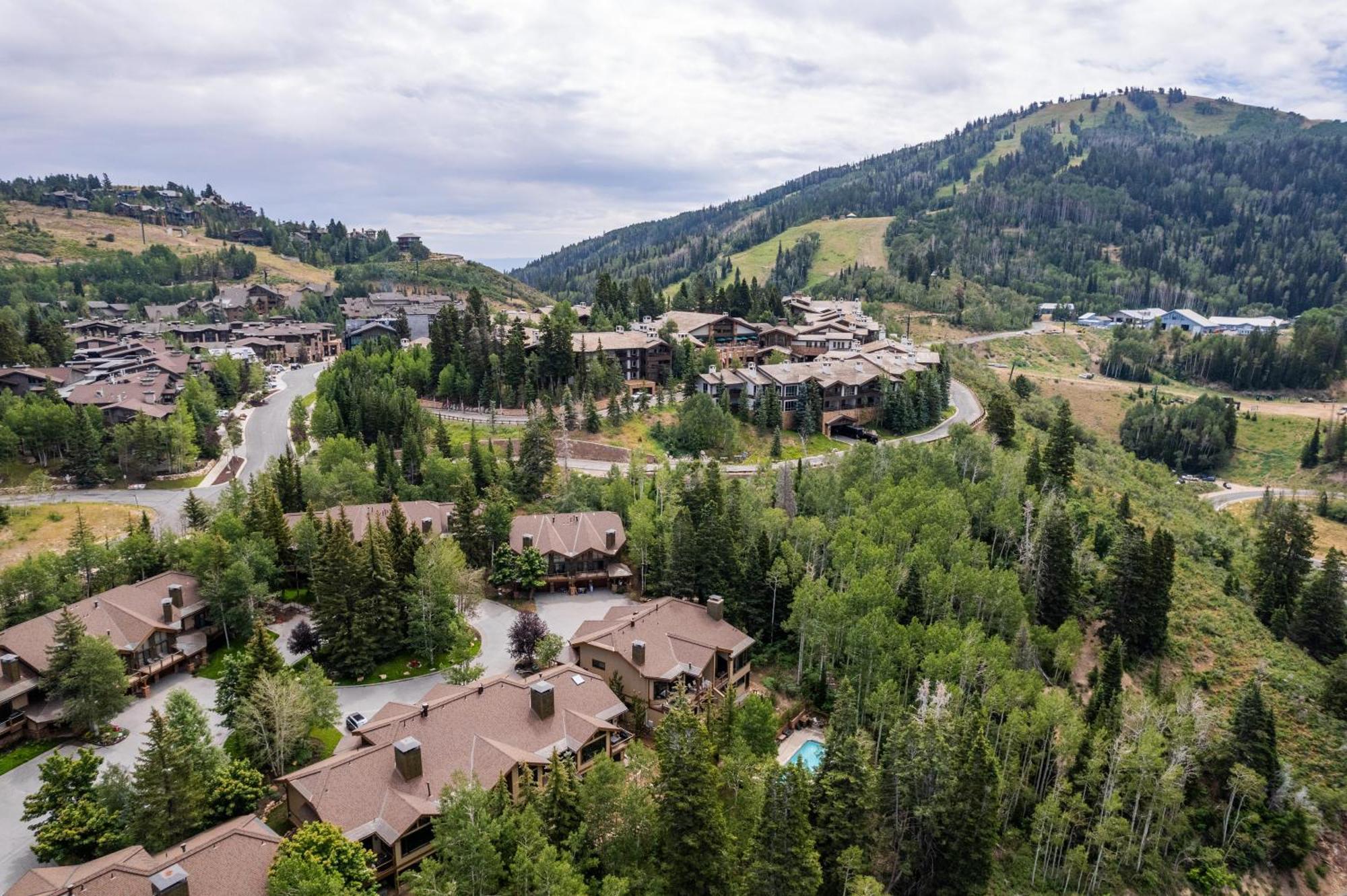 Deer Valley Little Belle Ultimate Ski Getaway, Sleeps 14, Luxury Design, Private Hot Tub, بارك سيتي المظهر الخارجي الصورة